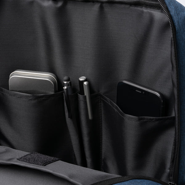 Detalle de la mochila de rpet jaspeado para portatil bruson en color denim vigore