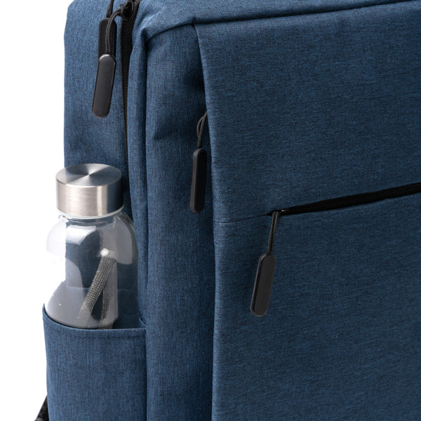Detalle de la mochila de rpet jaspeado para portatil bruson en color denim vigore