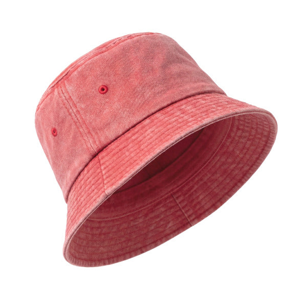 Detalle del gorro bob de algodon efecto lavado derek en color rojo oscuro