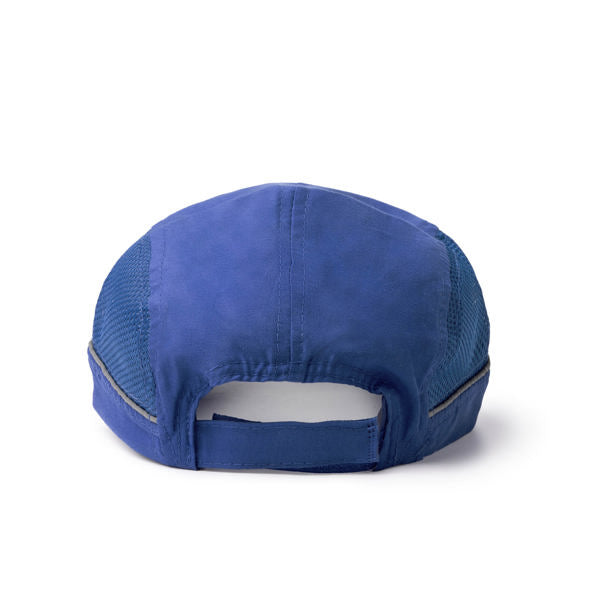Detalle de la gorra deportiva tecnica reciclada azura en color royal