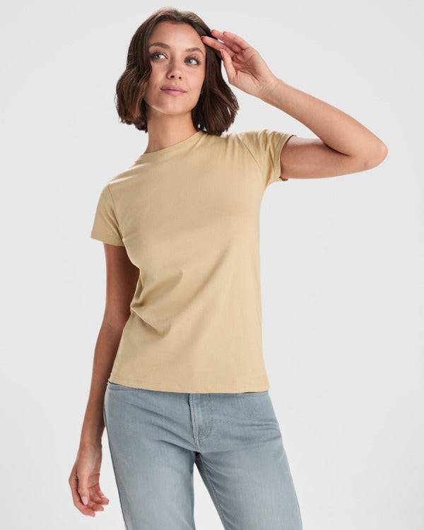 CAMISETAS CAPRI CA6683 Mujer ARENA detalle LogoLider