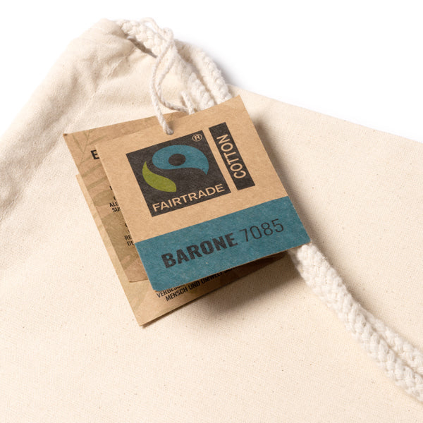 Detalle de la mochila de cuerdas de algodon fairtrade barone en color crudo