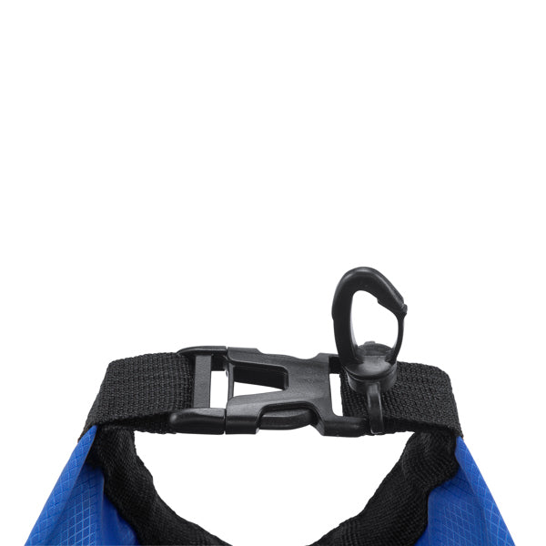 Detalle de la bolsa impermeable estanca de ripstop aleta en color royal