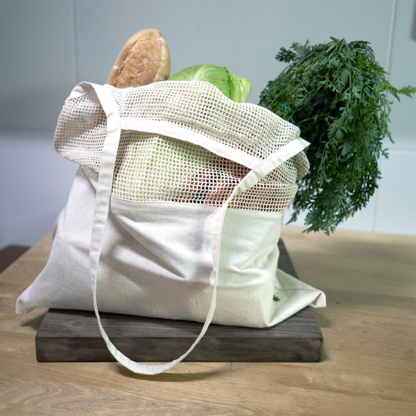 Detalle de la bolsa para fruta de algodon con rejilla leaf en color crudo